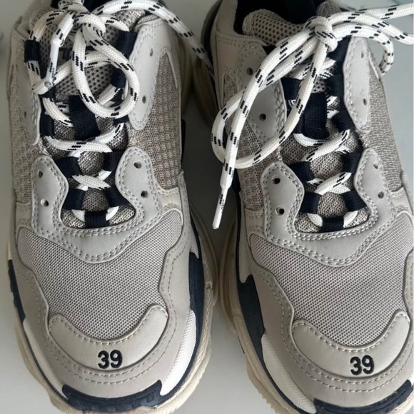 Balenciaga Sneakers Triple S - Picture 4 of 4